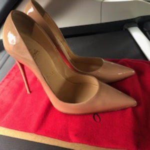 Christian Louboutin So Kate Size 38